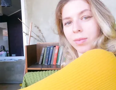 Разговоры на балконе закончились бурным сексом